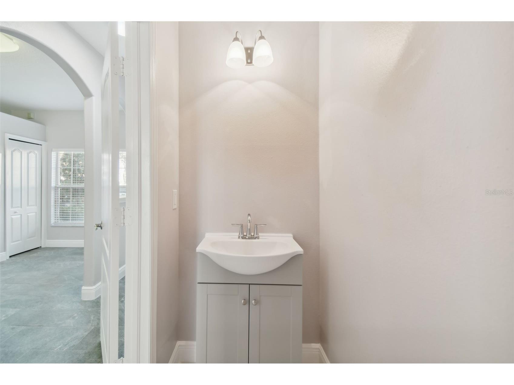 3430 High Hampton Circle Tampa FL 33610 TB8495496 image9