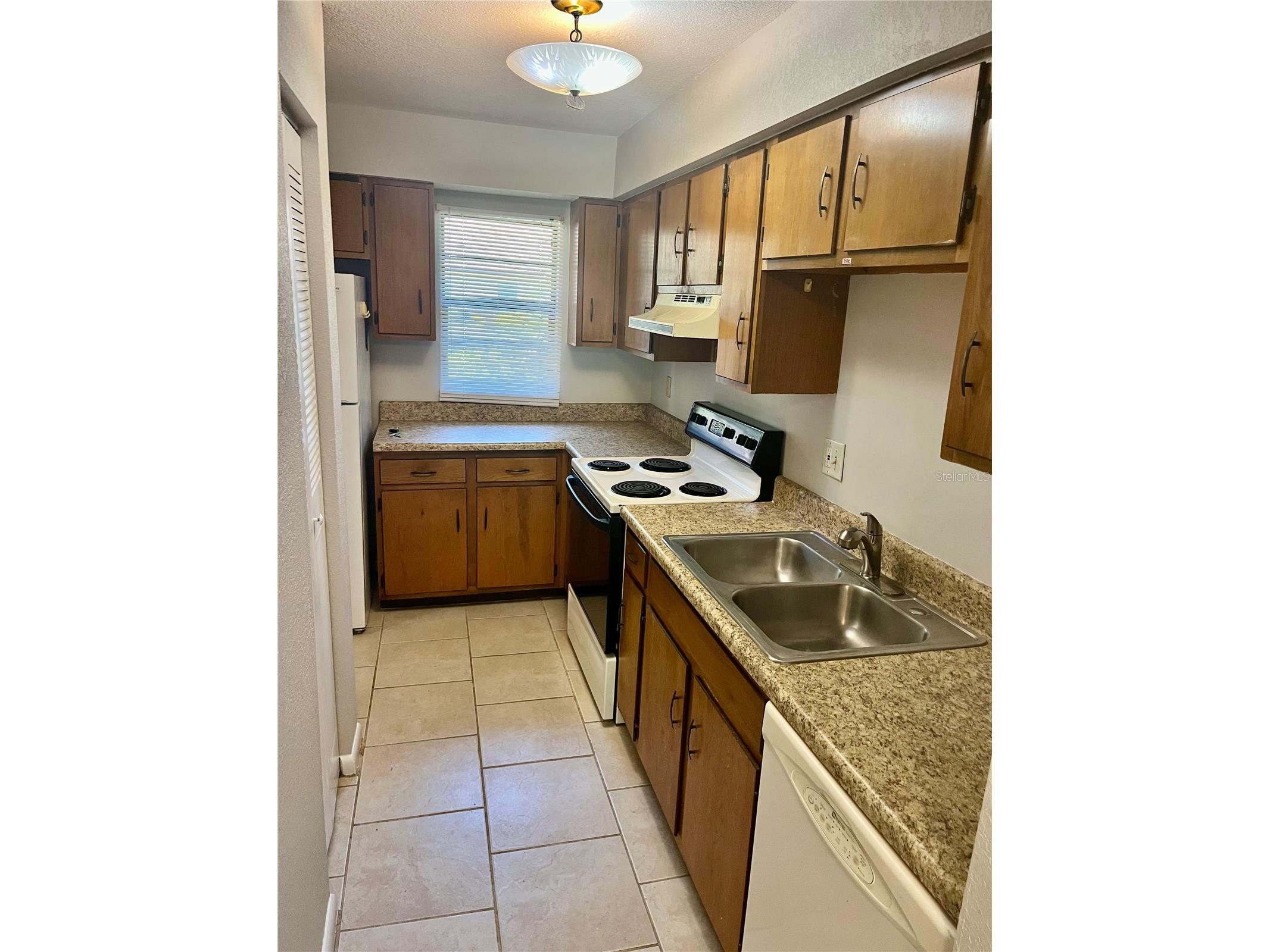 3430 NW 21st Drive #D-2 Gainesville FL 32605 GC536805 image3