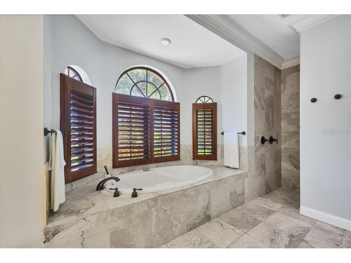 3432 Founders Club Drive Sarasota FL 34240 A4648130 image27