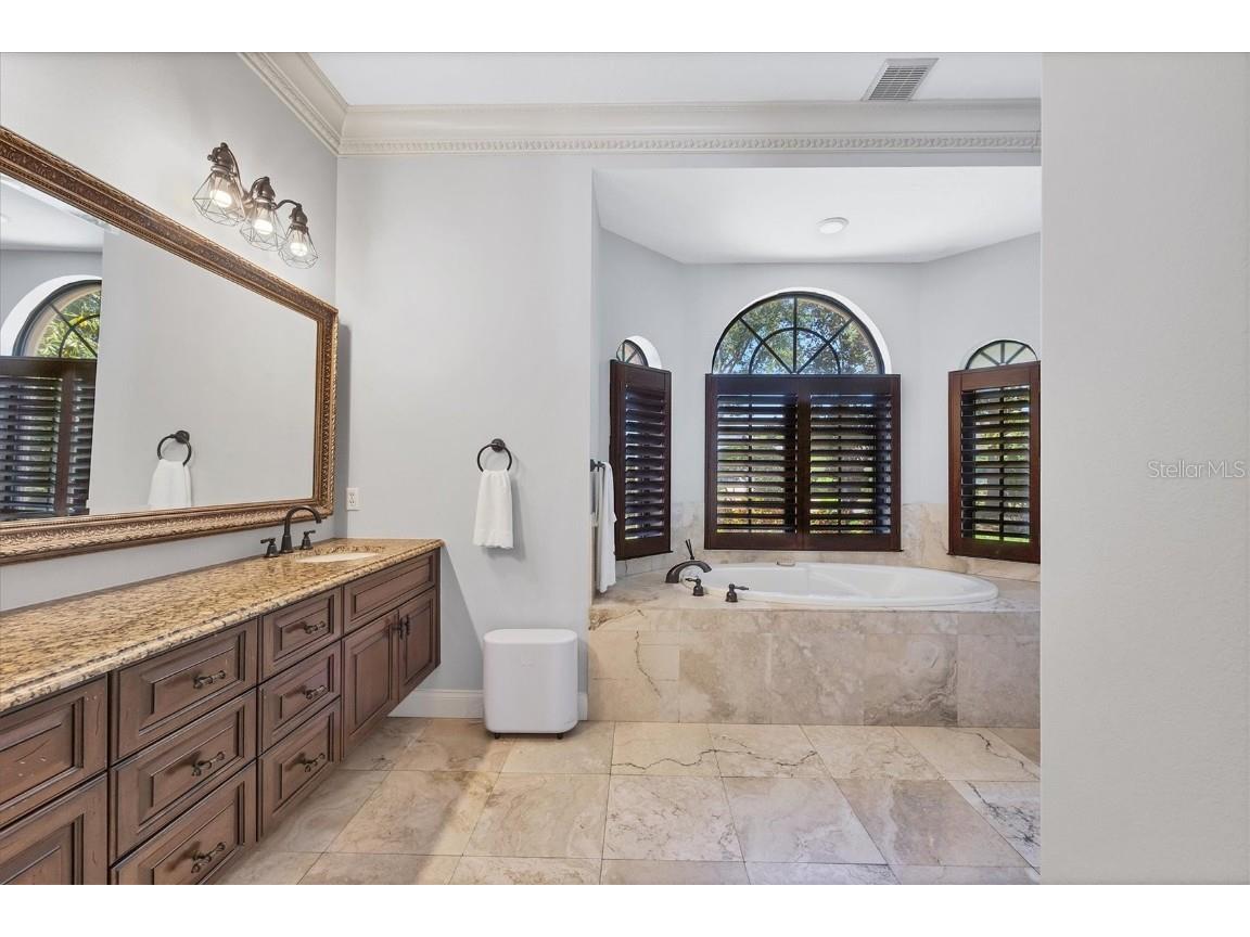 3432 Founders Club Drive Sarasota FL 34240 A4648130 image28