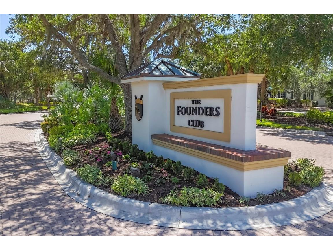 3432 Founders Club Drive Sarasota FL 34240 A4648130 image54