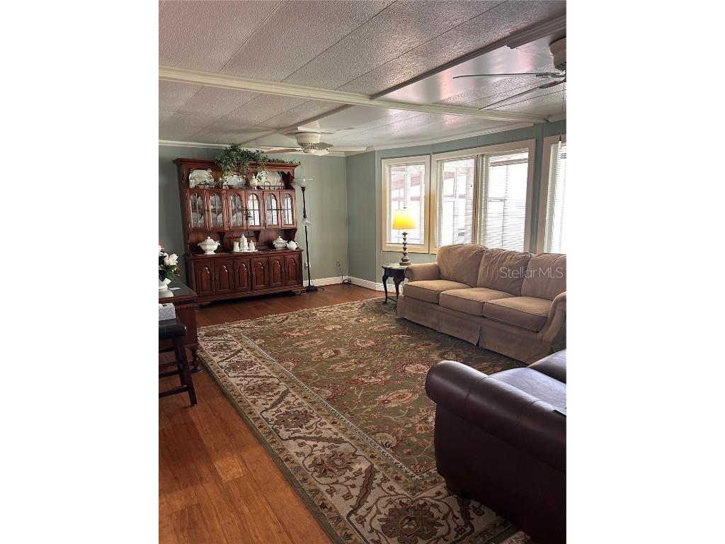 34323 Island Drive Leesburg FL 34788 - LAKE EUSTIS- CHAIN OF LAKES G5087588 image11