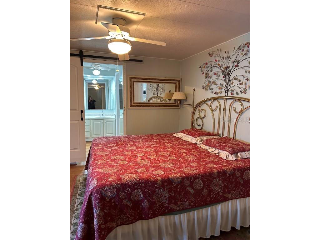 34323 Island Drive Leesburg FL 34788 - LAKE EUSTIS- CHAIN OF LAKES G5087588 image12