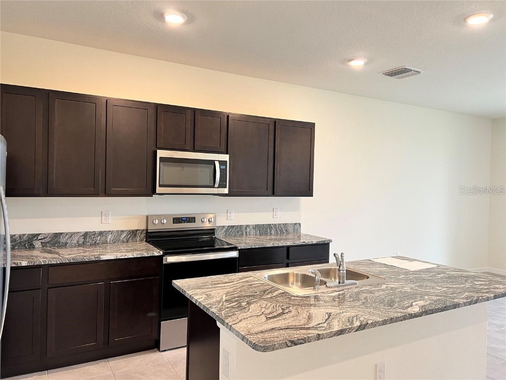 34328 Redwood Dawn Lane Wesley Chapel FL 33543 TB8440370 image2