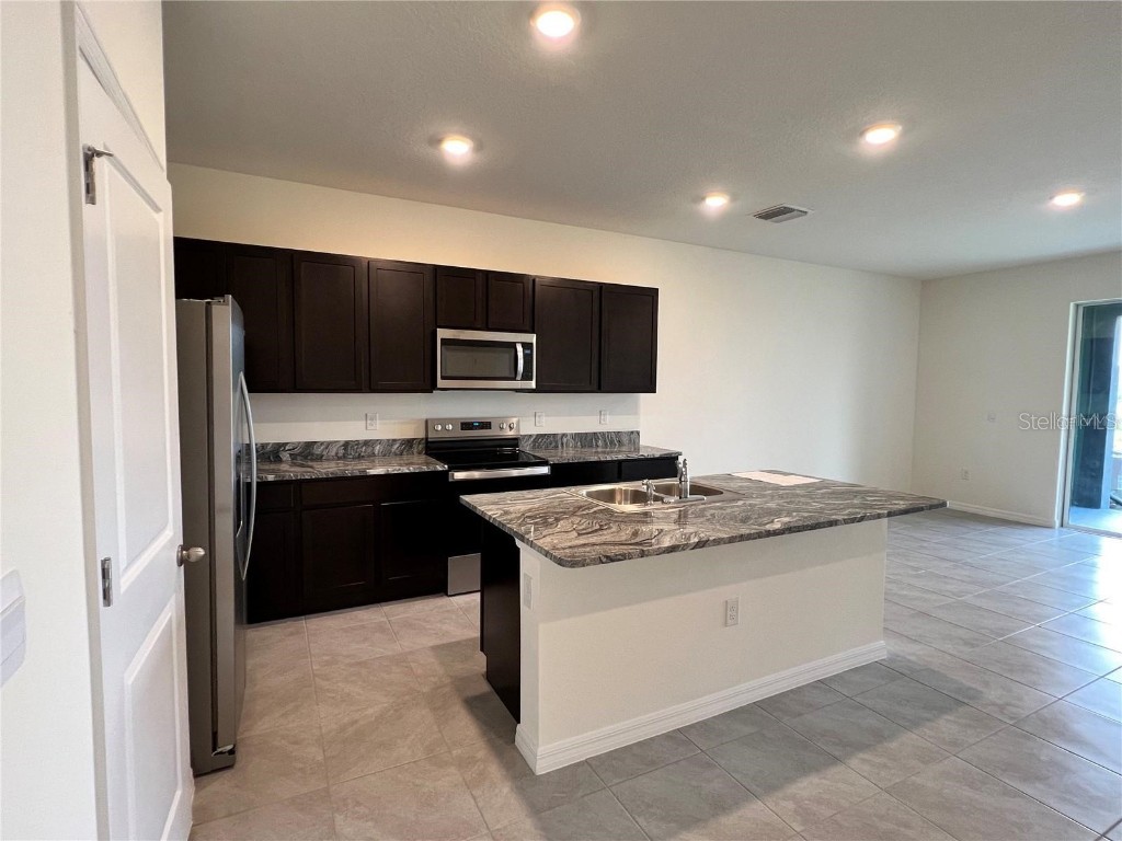 34328 Redwood Dawn Lane Wesley Chapel FL 33543 TB8440370 image3