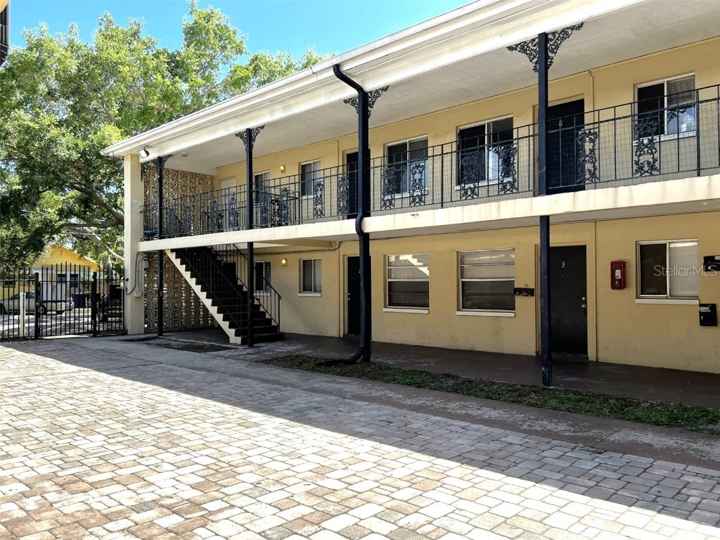 3433 3rd Avenue S #1 Saint Petersburg FL 33711 T3539489 image1