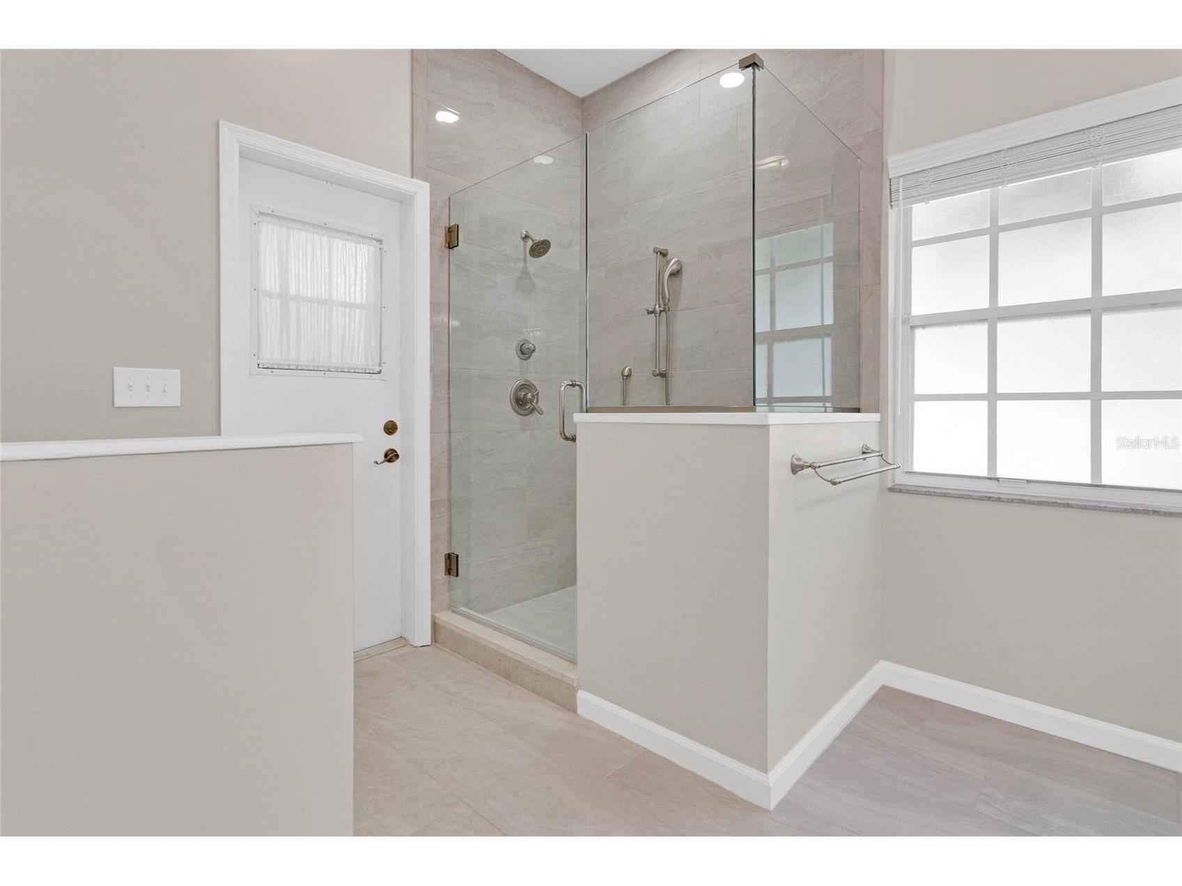 3433 Clear Stream Drive Orlando FL 32822 - VENTURA CC WATERWAY O6395789 image16
