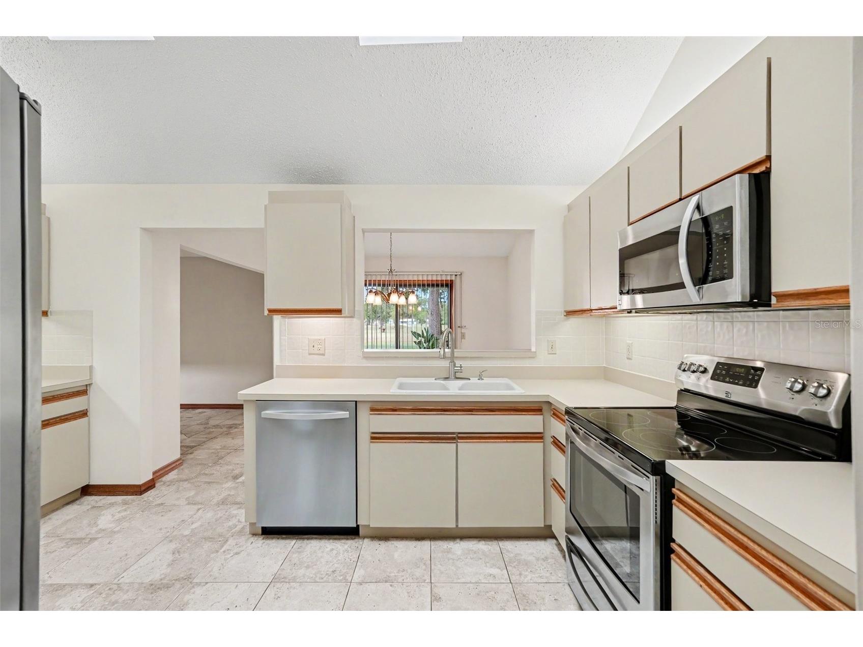34334 Whispering Oaks Boulevard Dade City FL 33523 TB8508611 image8