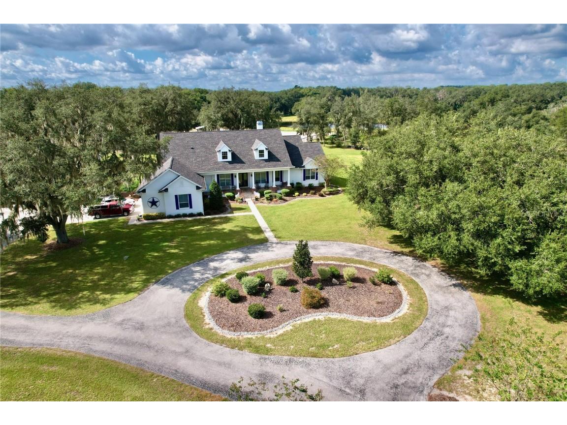 34342 Mission Valley Drive Dade City FL 33525 W7859640 image1