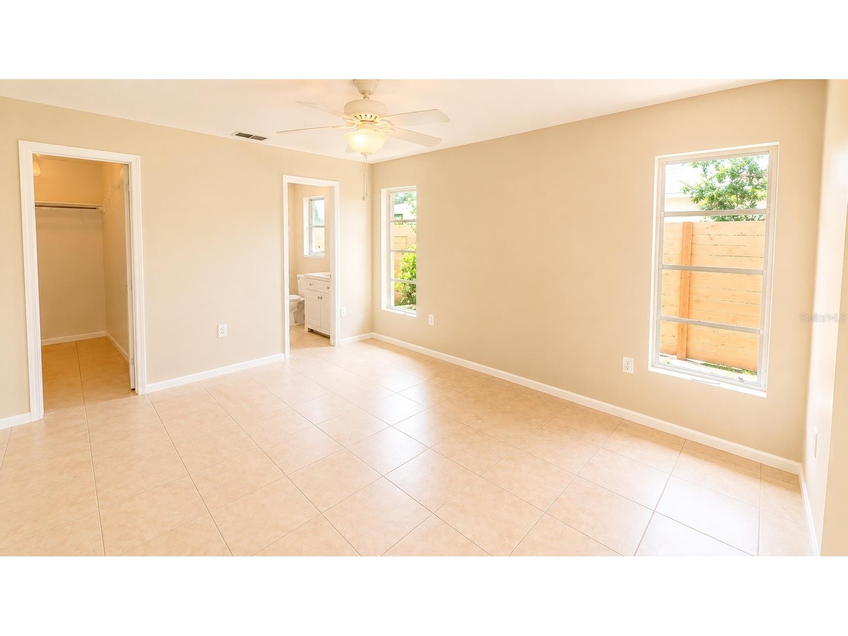 3435 Dunbar Drive Sarasota FL 34232 A4697575 image13