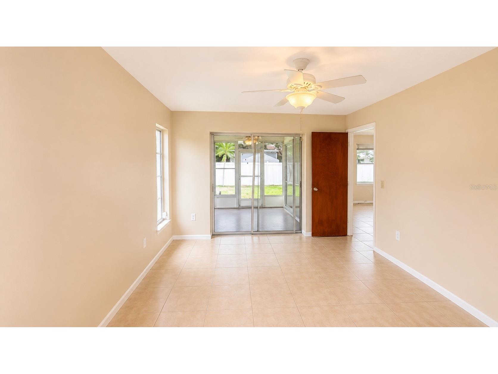 3435 Dunbar Drive Sarasota FL 34232 A4697575 image14