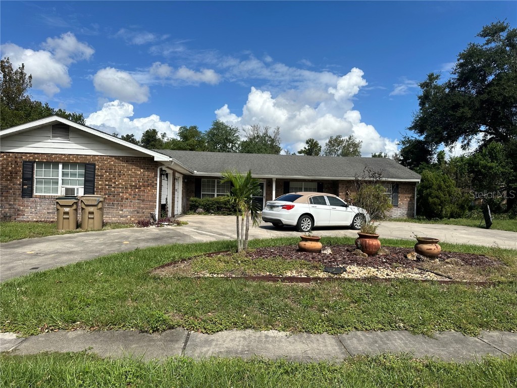 3435 Sail Fish Avenue Fruitland Park FL 34731 O6220738 image1