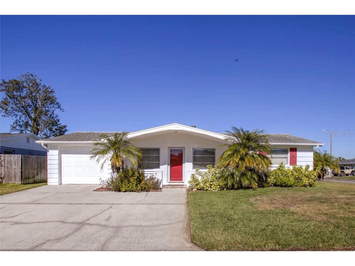 3435 Supreme Drive Holiday FL 34691 W7851816 image1