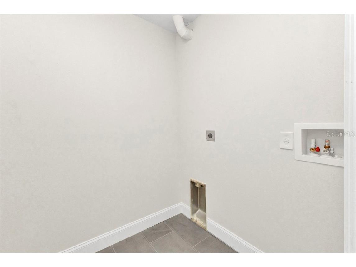 3435 W Price Boulevard North Port FL 34286 C7512080 image25