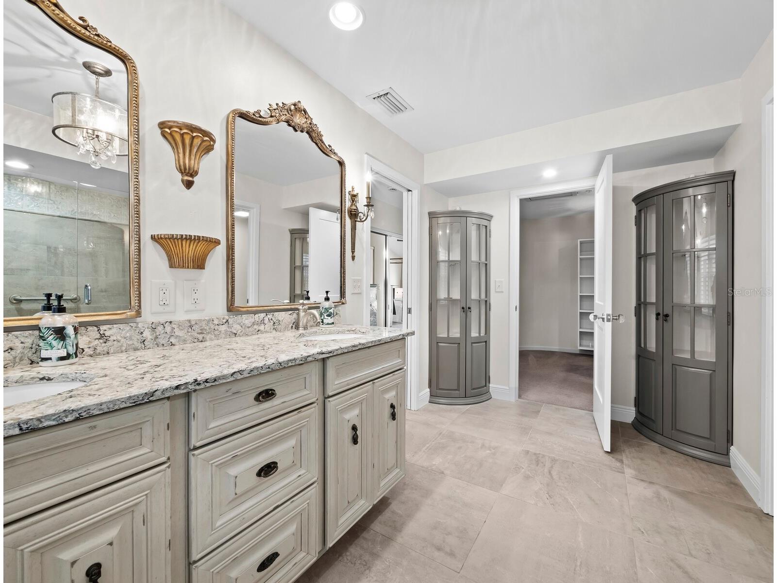3435 Winding Oaks Drive #18 Longboat Key FL 34228 A4680403 image40