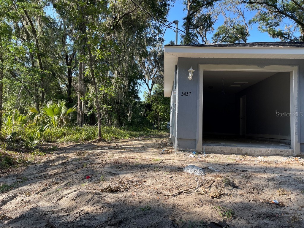 3437 SE 132nd Place Belleview FL 34420 OM657635 image1