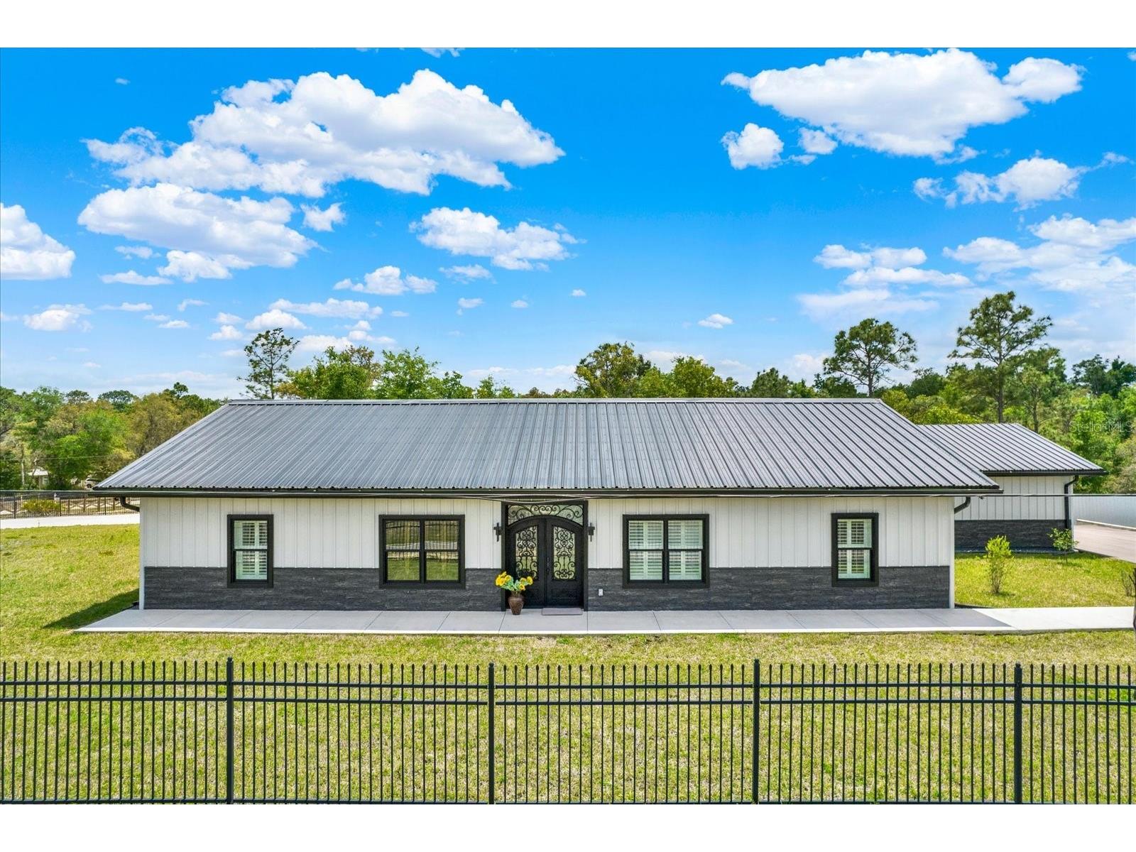 34370 Richardson Boulevard Webster FL 33597 W7887342 image1
