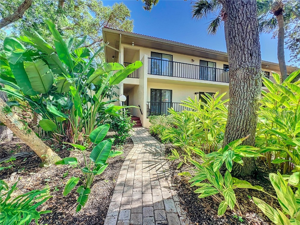 3438 Wood Owl Circle #273 Bradenton FL 34210 A4616368 image1