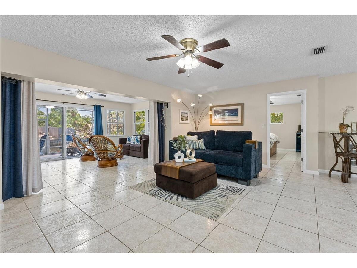 344 Crosswinds Drive Palm Harbor FL 34683 TB8507768 image8