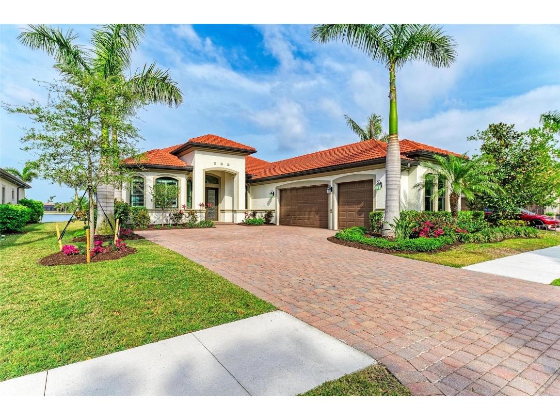 344 Maraviya Boulevard Nokomis FL 34275 - LAKE AWESOME A4646116 image1