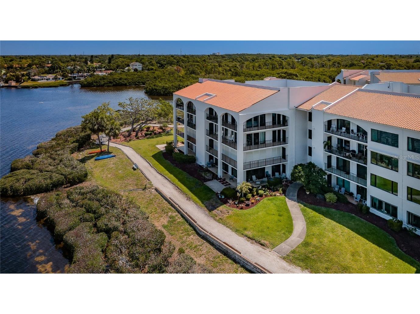 344 Mariner Drive #344 Tarpon Springs FL 34689 J961028 image1