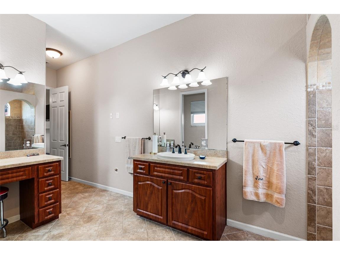 344 Motorcoach Drive S Polk City FL 33868 P4936220 image21