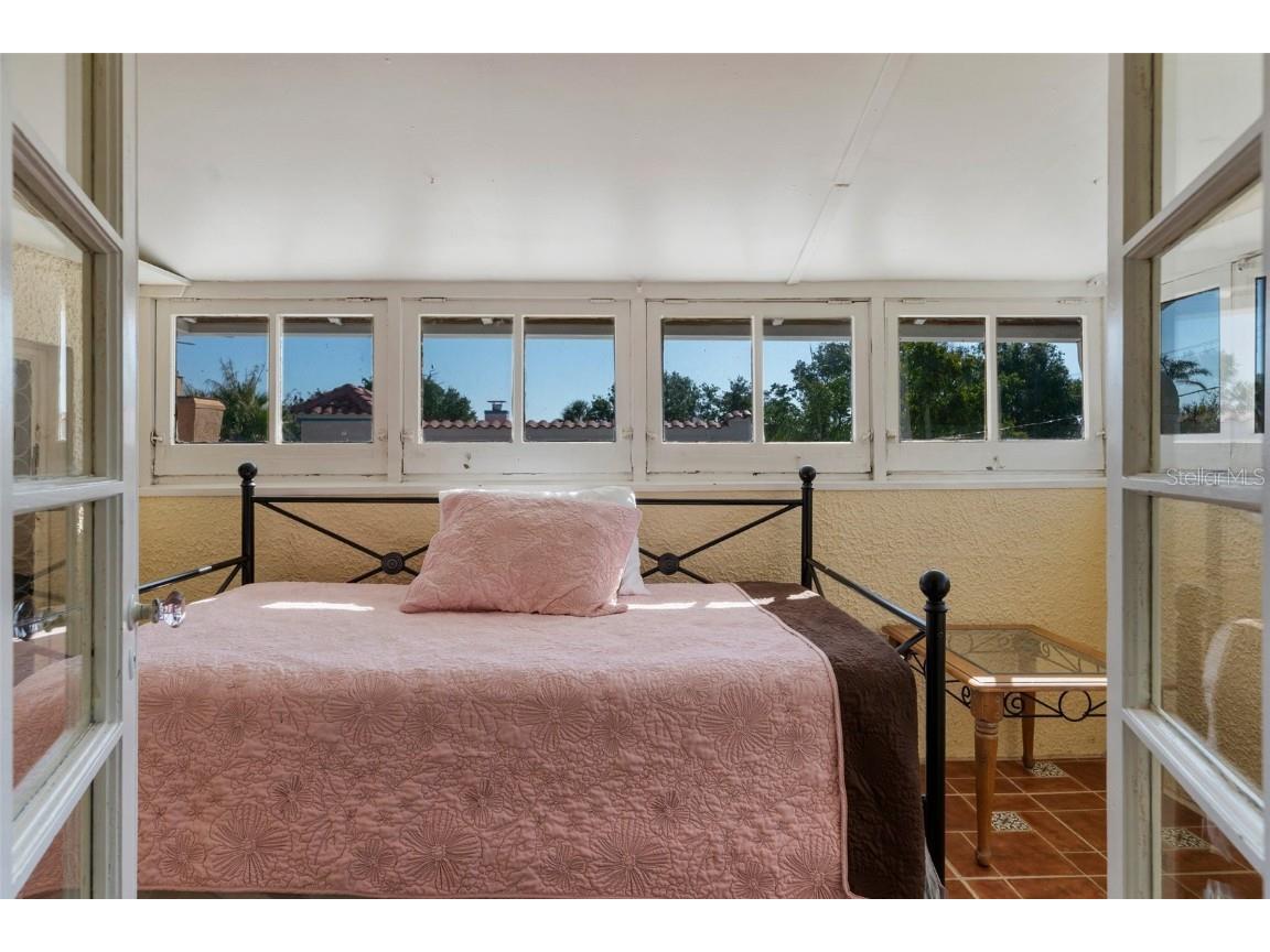 344 N Lantana Avenue N Sarasota FL 34243 A4650084 image11