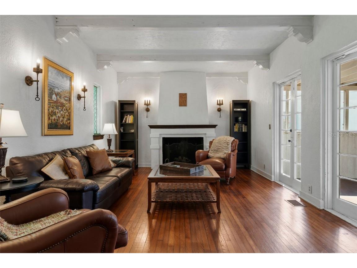 344 N Lantana Avenue N Sarasota FL 34243 A4650084 image4