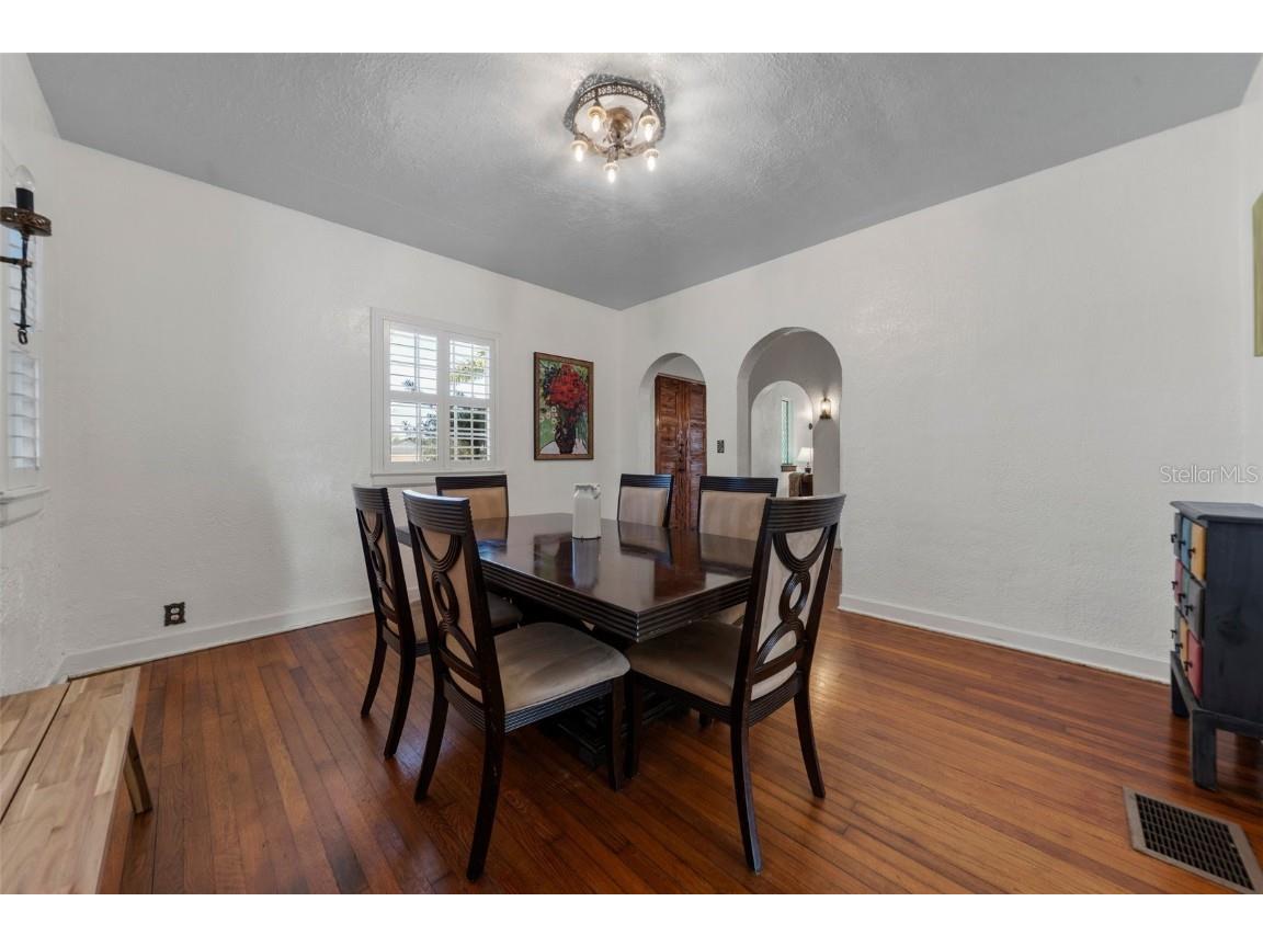 344 N Lantana Avenue N Sarasota FL 34243 A4650084 image5