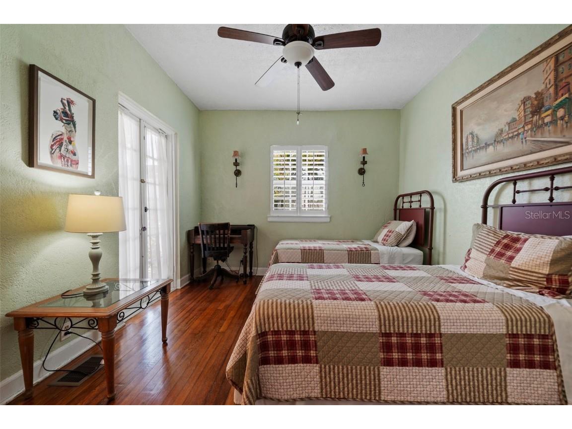 344 N Lantana Avenue N Sarasota FL 34243 A4650084 image7