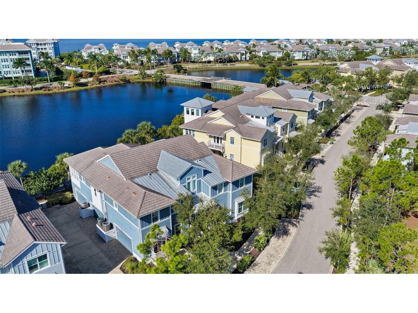 344 Sapphire Lake Drive #201 Bradenton FL 34209 - SAPPHIRE LAKE/ANNA MARIA SOUND A4671023 image3