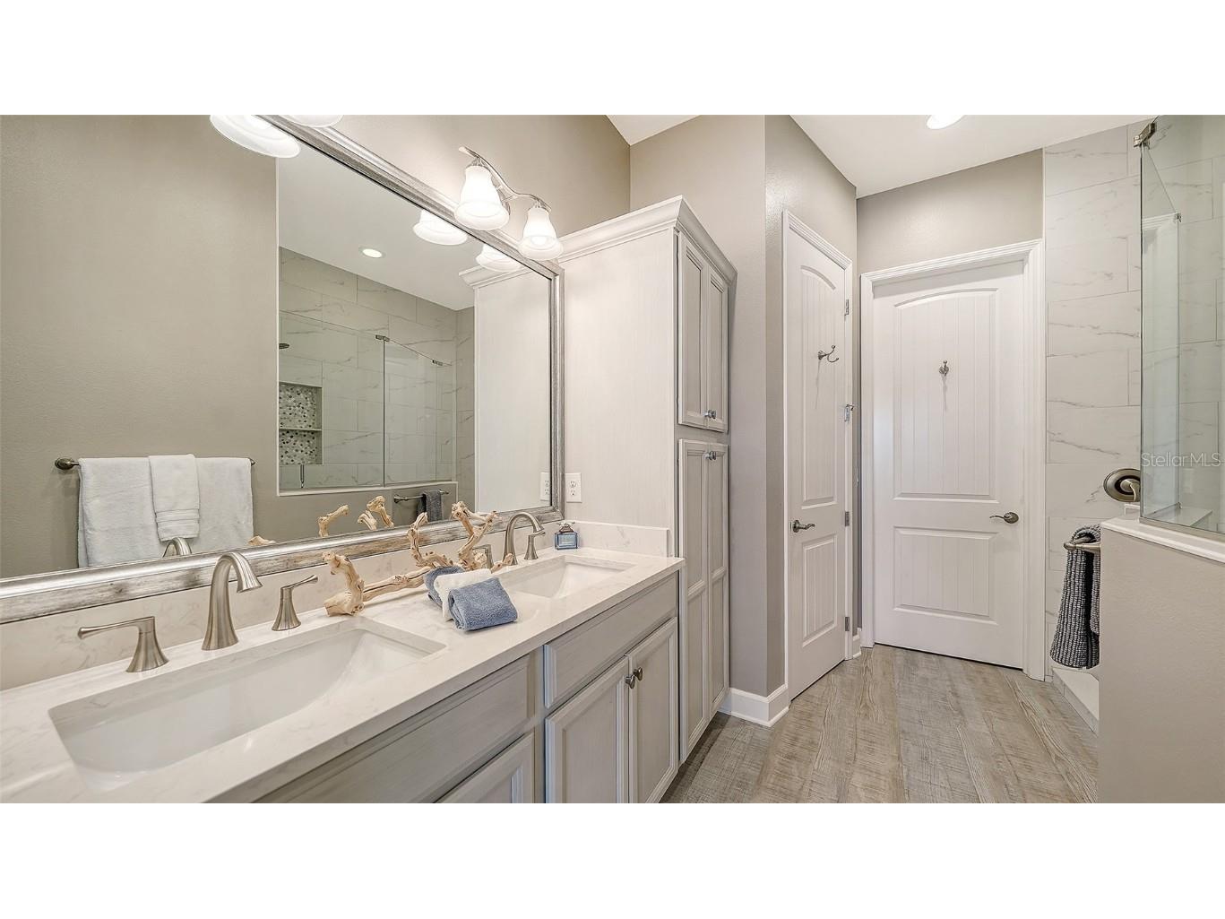 344 Sapphire Lake Drive #201 Bradenton FL 34209 - SAPPHIRE LAKE/ANNA MARIA SOUND A4671023 image30