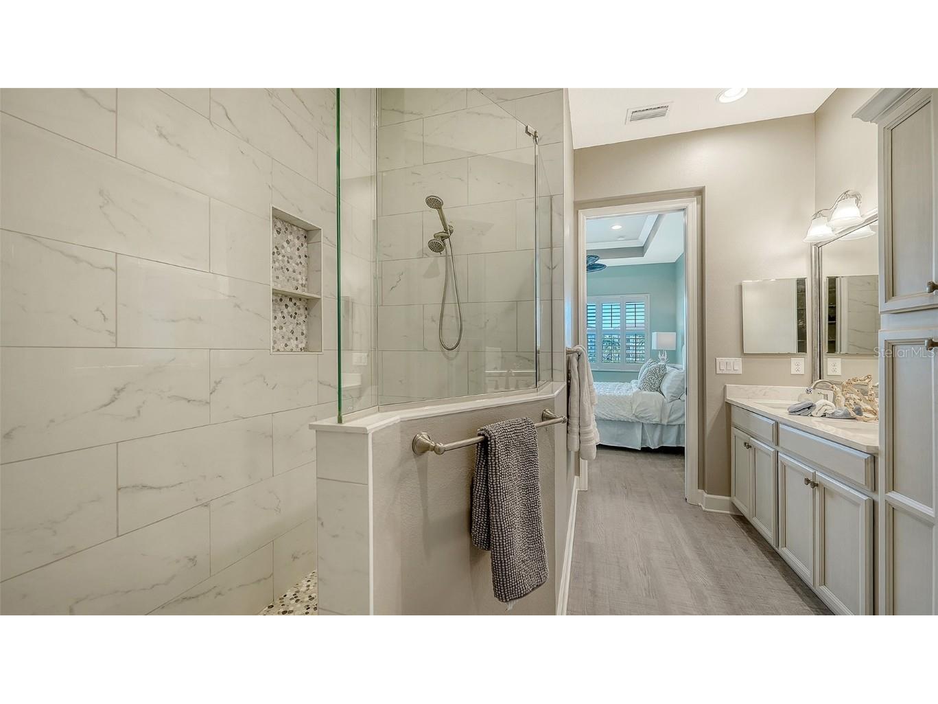 344 Sapphire Lake Drive #201 Bradenton FL 34209 - SAPPHIRE LAKE/ANNA MARIA SOUND A4671023 image31