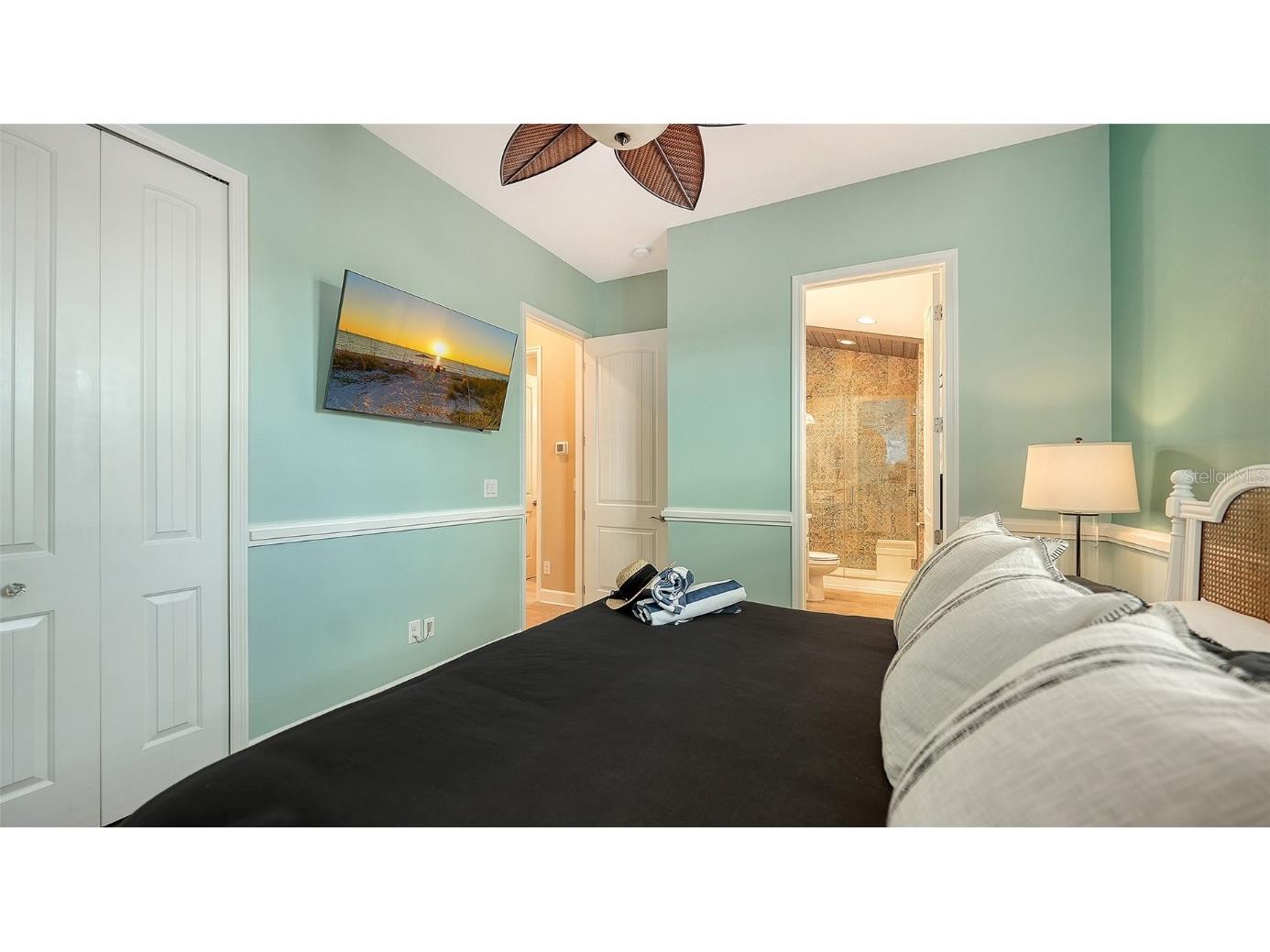 344 Sapphire Lake Drive #201 Bradenton FL 34209 - SAPPHIRE LAKE/ANNA MARIA SOUND A4671023 image35