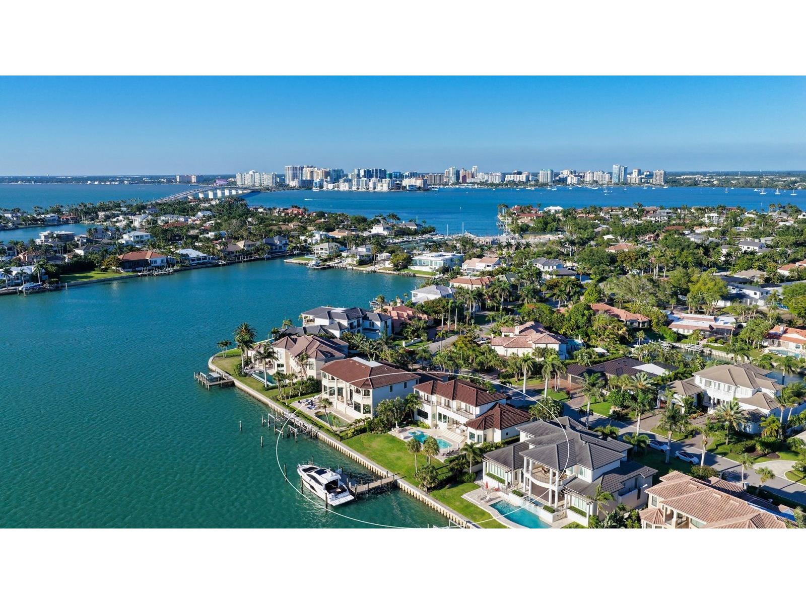 344 W Royal Flamingo Drive Sarasota FL 34236 A4693231 image3