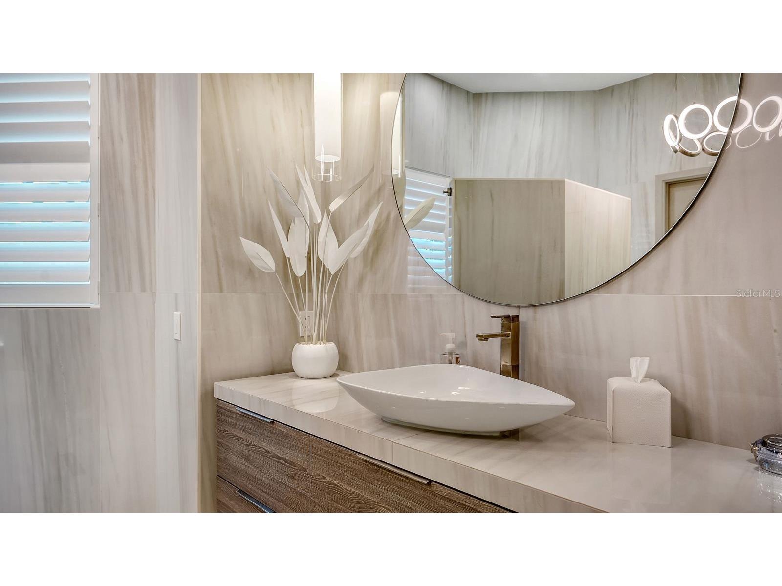 344 W Royal Flamingo Drive Sarasota FL 34236 A4693231 image38
