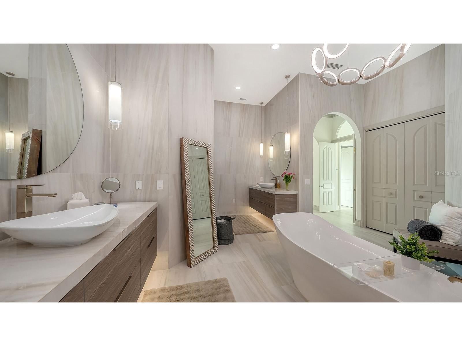 344 W Royal Flamingo Drive Sarasota FL 34236 A4693231 image39