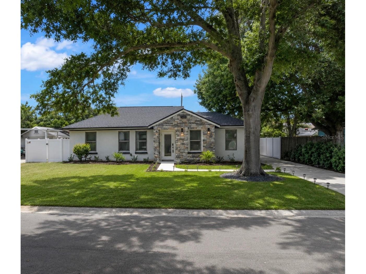 3440 17th Street N Saint Petersburg FL 33713 TB8506516 image1