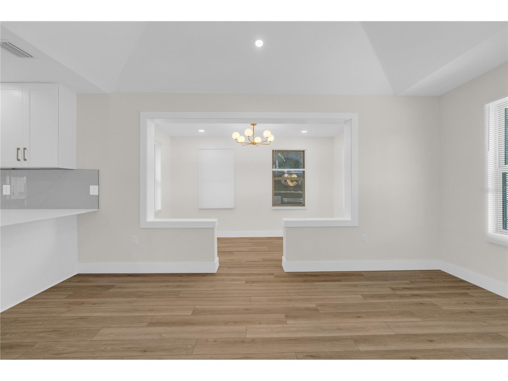 3440 17th Street N Saint Petersburg FL 33713 TB8506516 image16