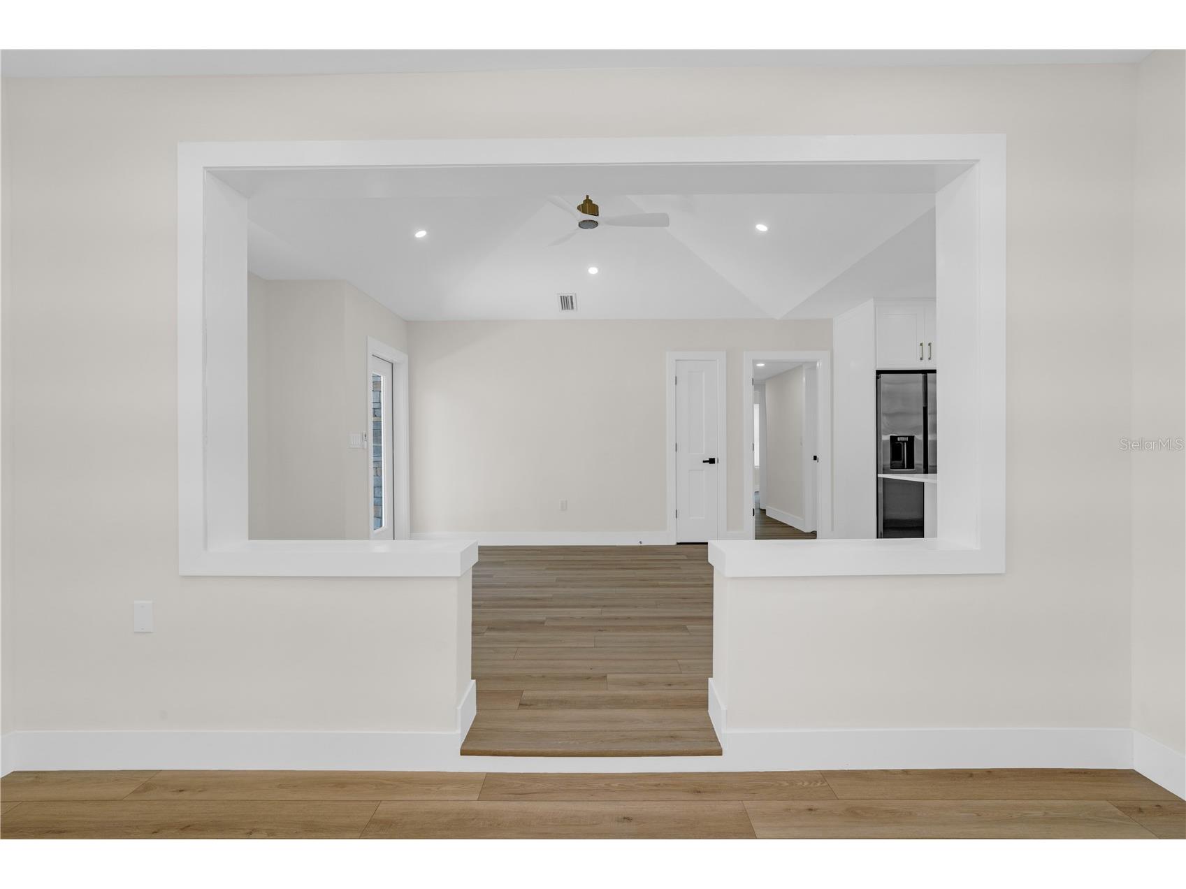 3440 17th Street N Saint Petersburg FL 33713 TB8506516 image17