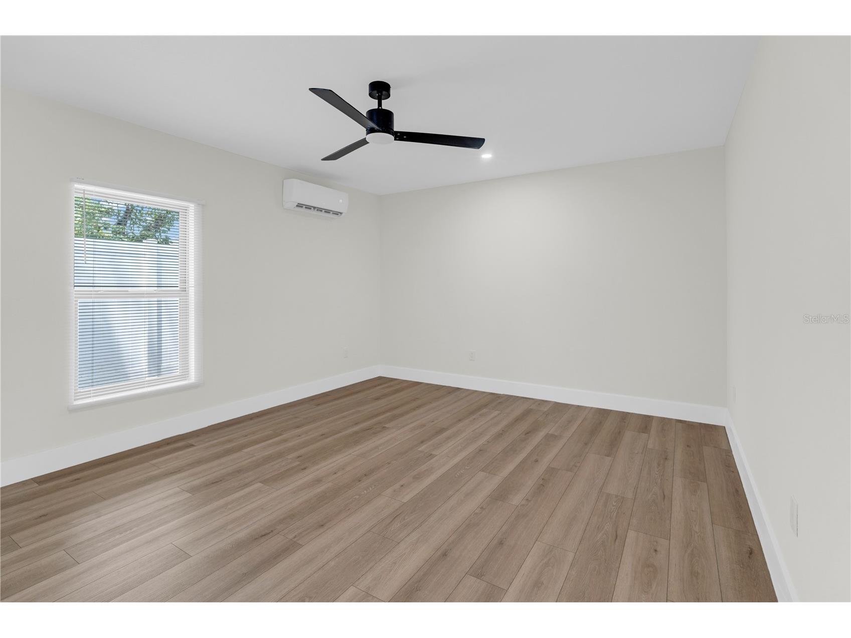 3440 17th Street N Saint Petersburg FL 33713 TB8506516 image37