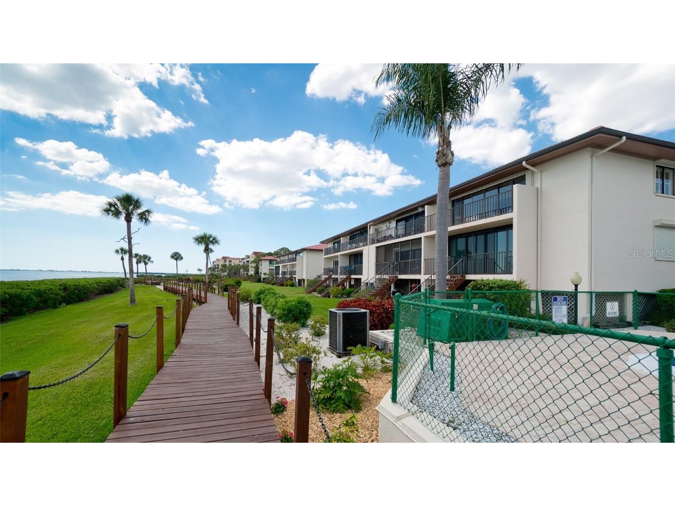 3440 Wild Oak Bay Boulevard #128 Bradenton FL 34210 - SARASOTA BAY A4565893 image1