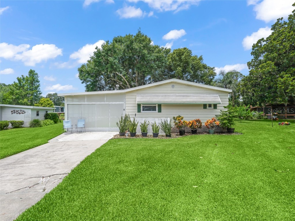 34407 Island Drive Leesburg FL 34788 - LAKE EUSTIS G5069841 image1