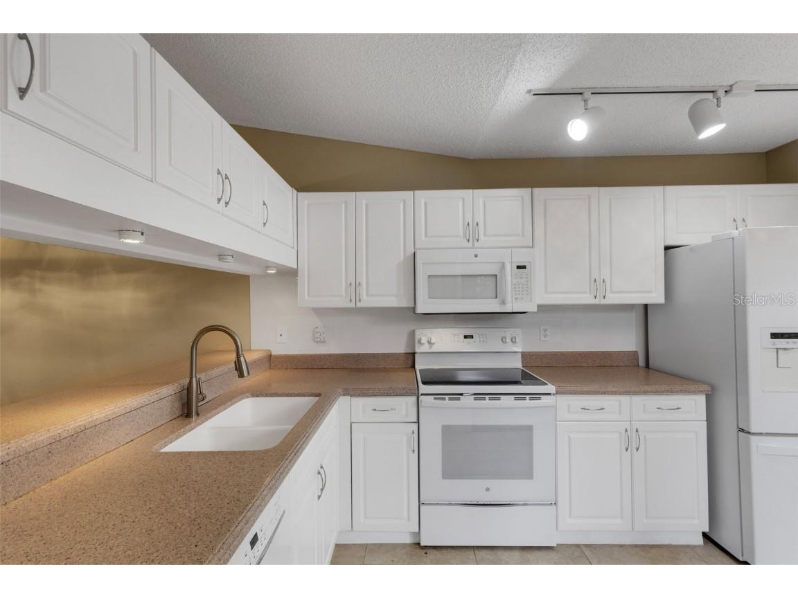 3441 Beekman Place #40 Sarasota FL 34235 A4674297 image11