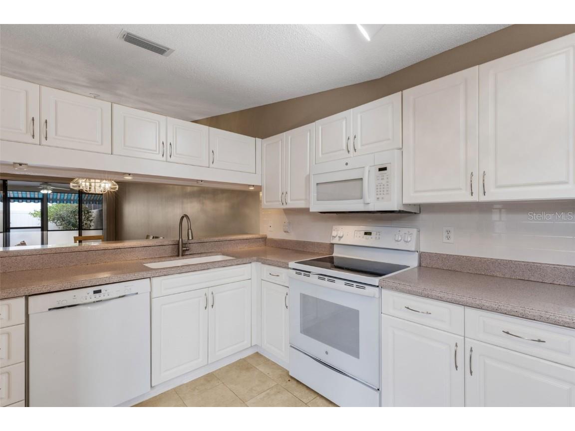 3441 Beekman Place #40 Sarasota FL 34235 A4674297 image14