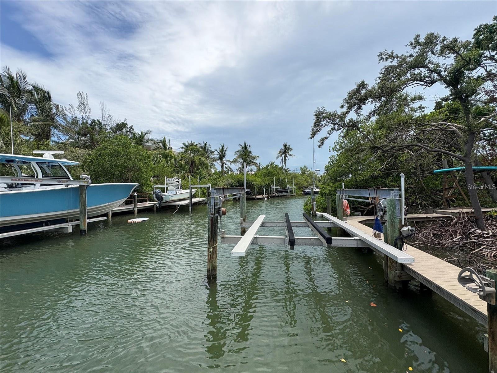 3441 Gulfmead Drive Sarasota FL 34242 A4693315 image14