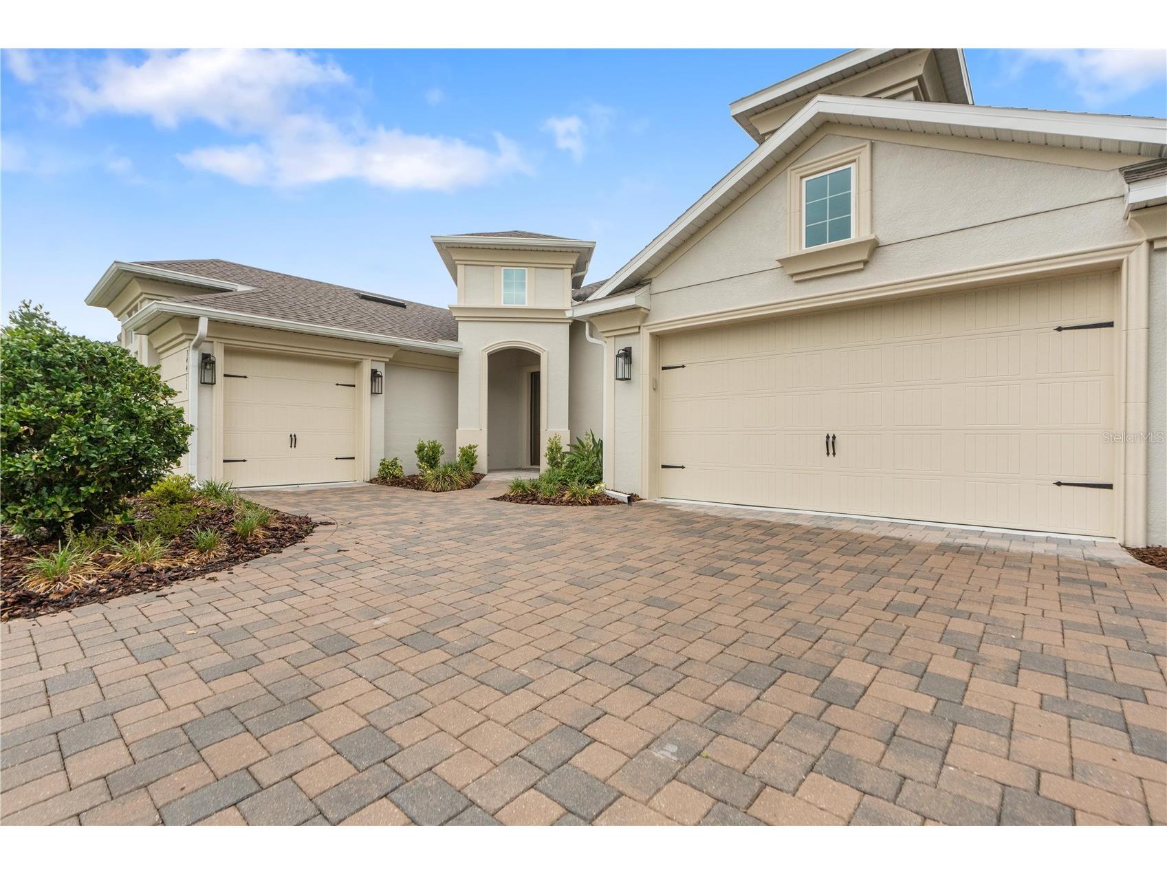 34411 Sahalee Loop Dade City FL 33525 W7885748 image1