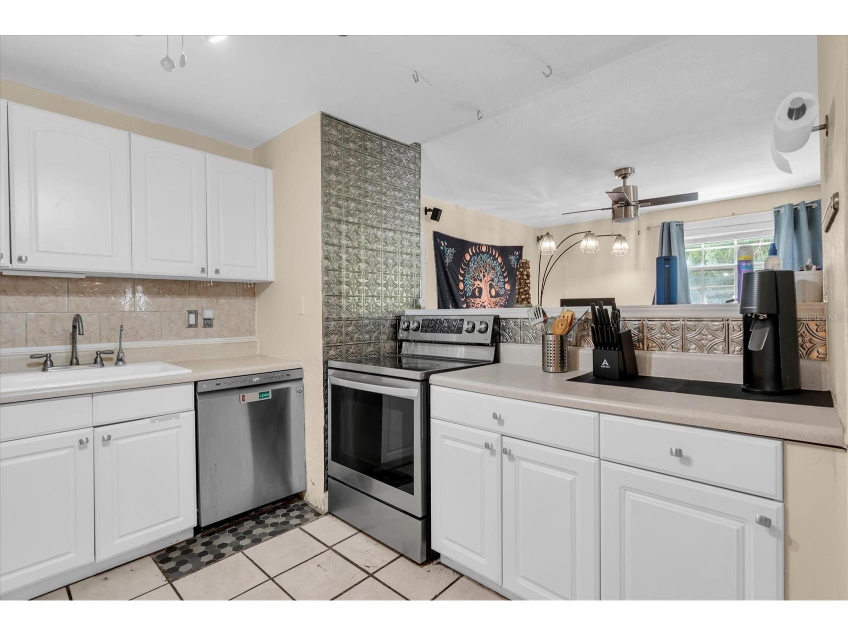 3443 21st Street N Saint Petersburg FL 33713 TB8524357 image8