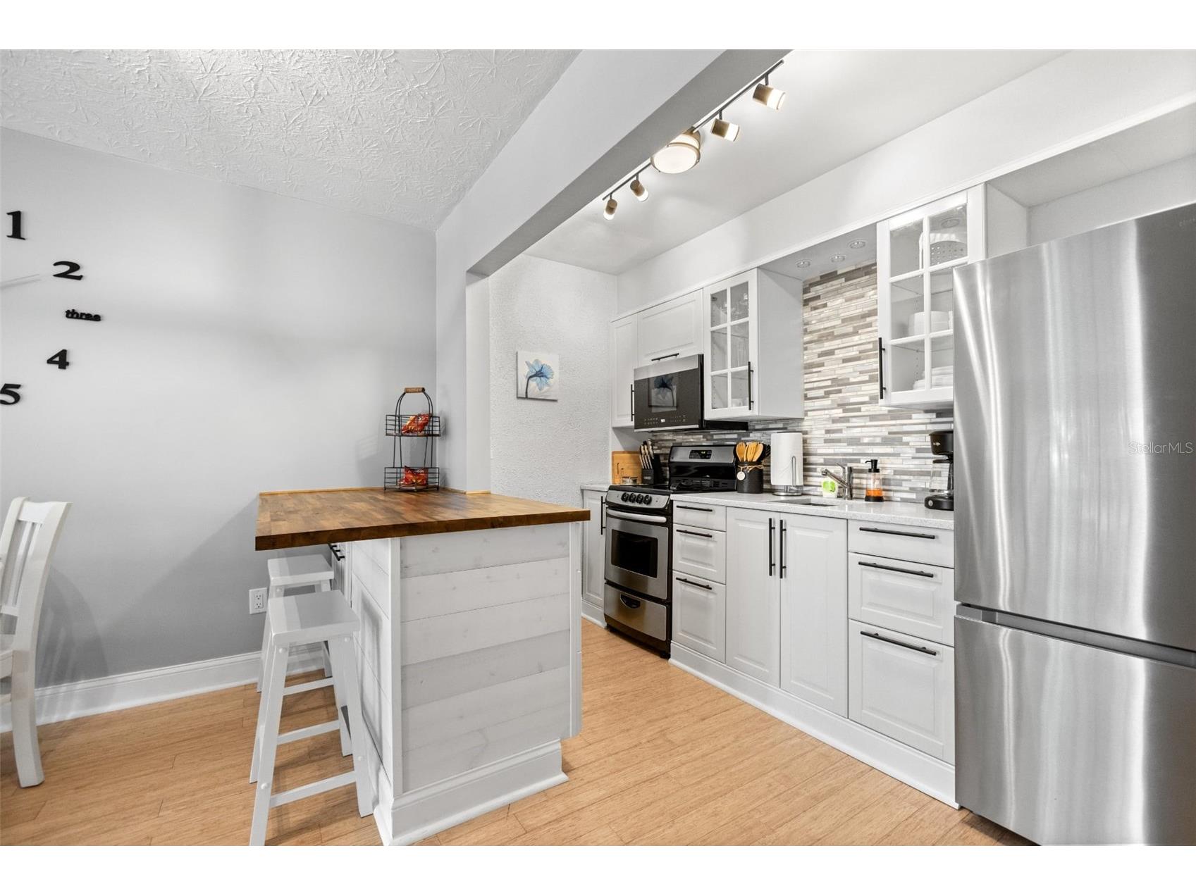3443 Clark Road #242 Sarasota FL 34231 A4688551 image6