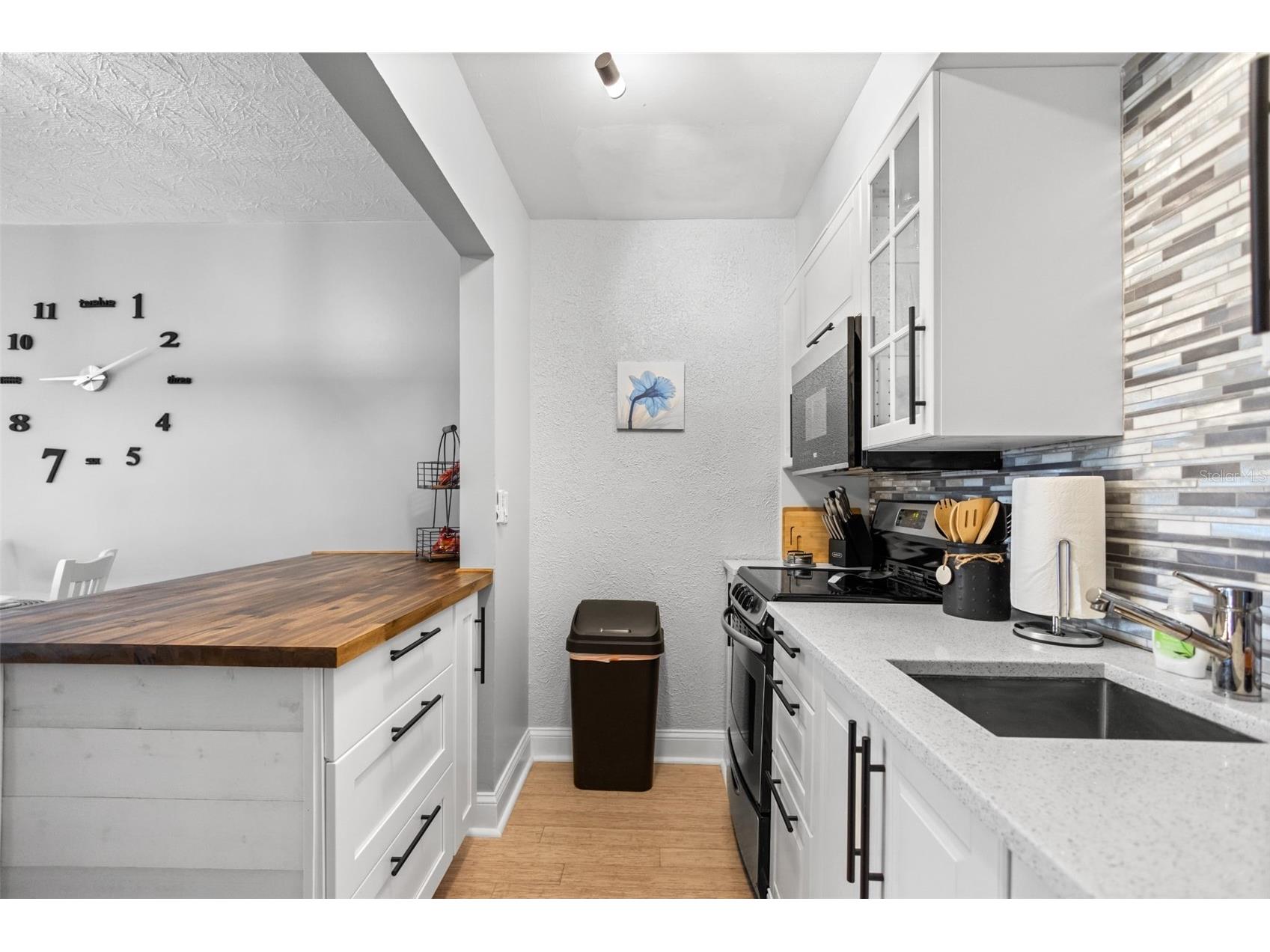 3443 Clark Road #242 Sarasota FL 34231 A4688551 image8